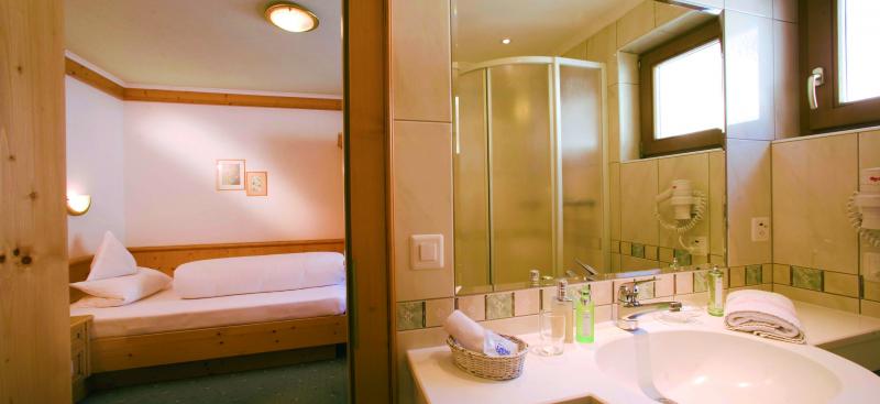 Classic single room (category G)